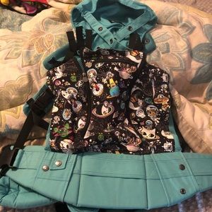 Lillebaby Complete All-Seasons 6-in-1 carrier